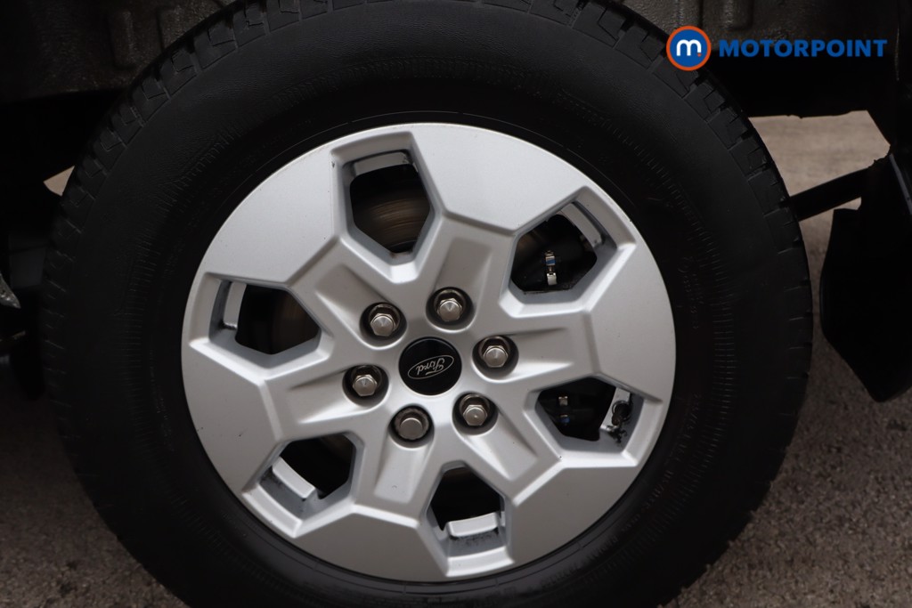 Ford Transit Limited Automatic Diesel Medium Roof Van - Stock Number (1608649) - 9th supplementary image