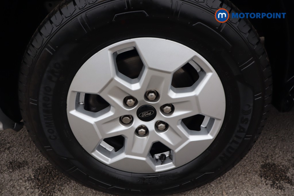 Ford Transit Limited Automatic Diesel Medium Roof Van - Stock Number (1608649) - 10th supplementary image