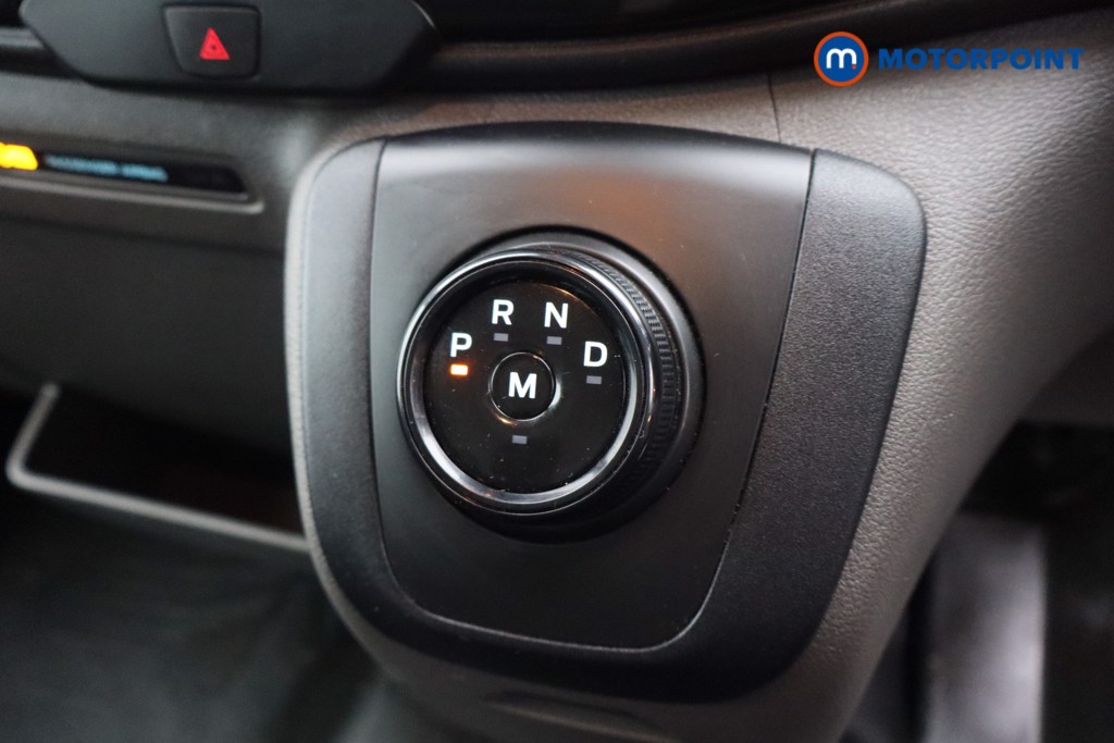 Ford Transit Limited Automatic Diesel Medium Roof Van - Stock Number (1608649) - 18th supplementary image