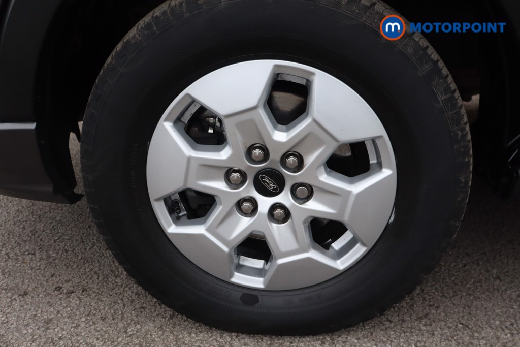 Ford Transit Limited Automatic Diesel Medium Roof Van - Stock Number (1609373) - 10th supplementary image