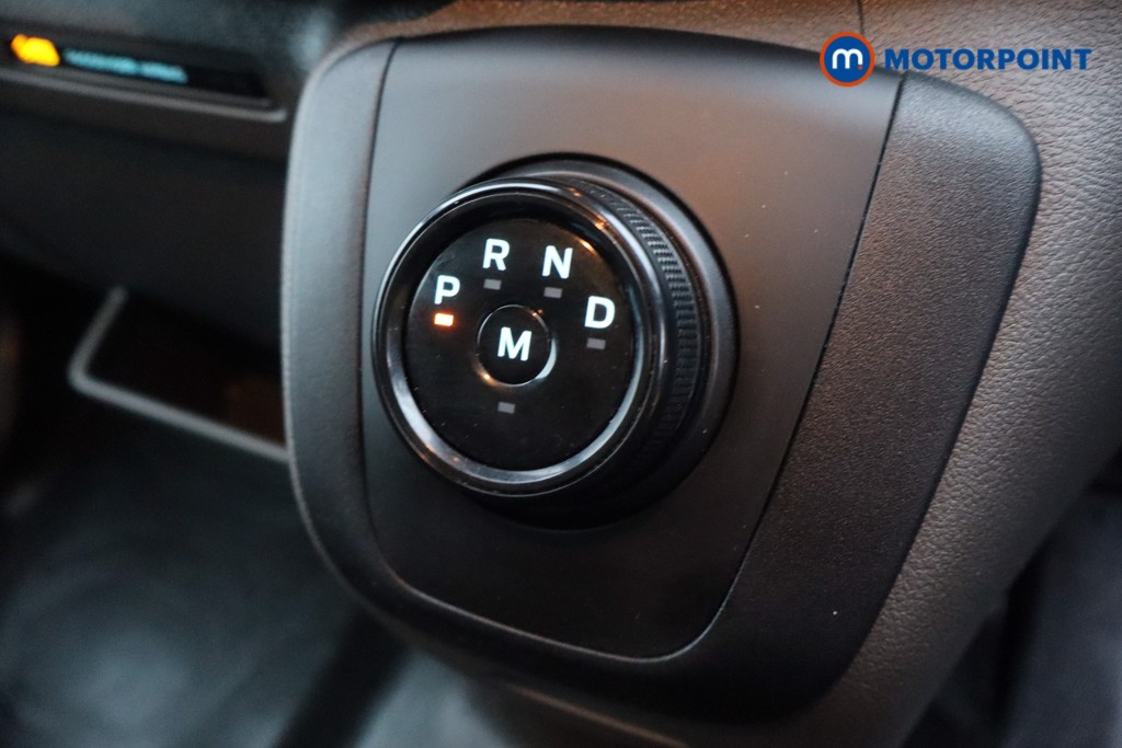 Ford Transit Limited Automatic Diesel Medium Roof Van - Stock Number (1609373) - 16th supplementary image