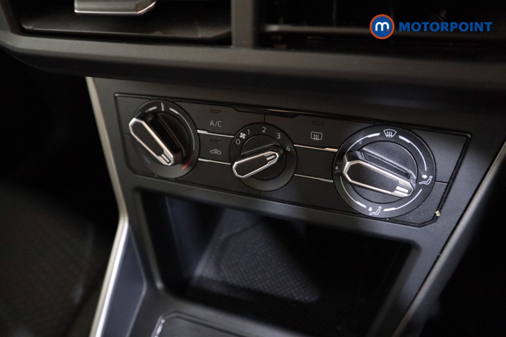 Volkswagen Polo Match Manual Petrol Hatchback - Stock Number (1609635) - 7th supplementary image