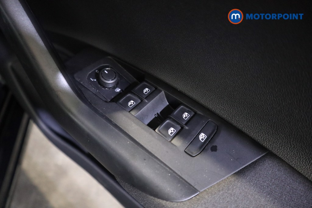 Volkswagen Polo Match Manual Petrol Hatchback - Stock Number (1609635) - 12th supplementary image