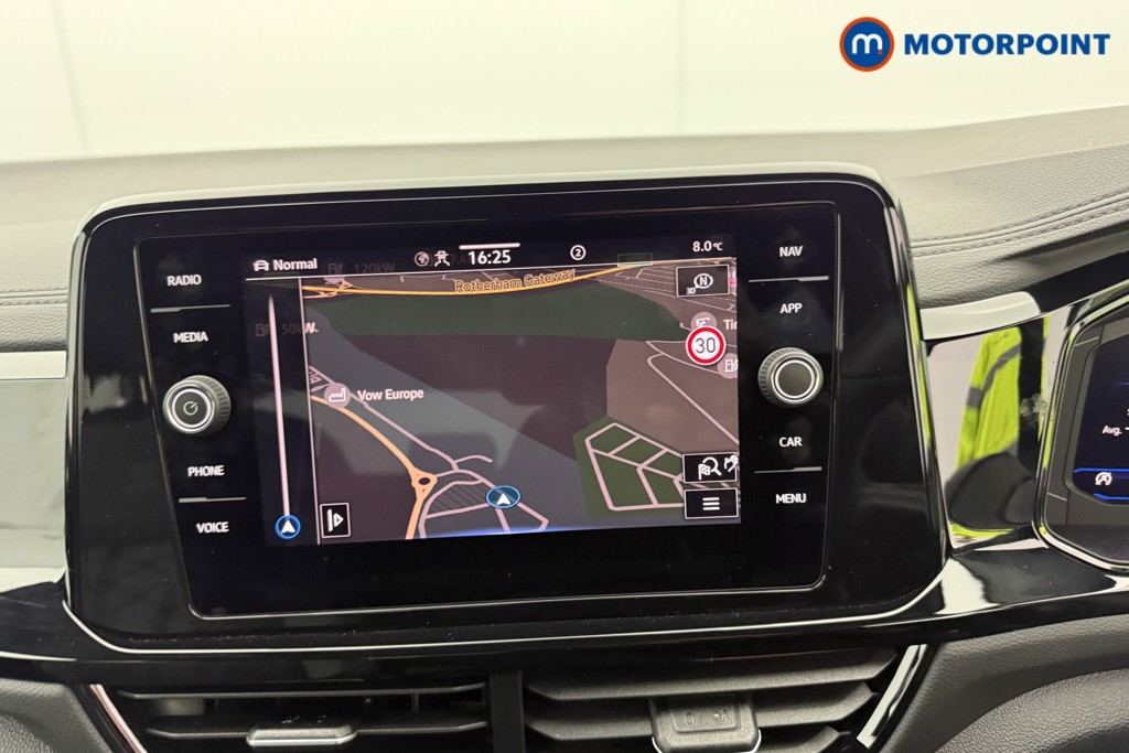 Volkswagen T-Roc Black Edition Automatic Petrol SUV - Stock Number (1609776) - 9th supplementary image