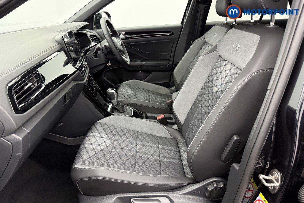 Volkswagen T-Roc Black Edition Automatic Petrol SUV - Stock Number (1609776) - 22nd supplementary image