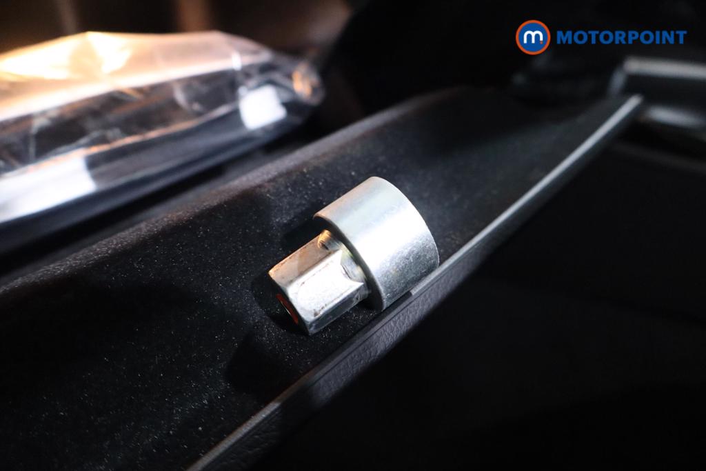 BMW 1 Series M Sport Shadow Edition Automatic Petrol Hatchback - Stock Number (1609813) - 14th supplementary image