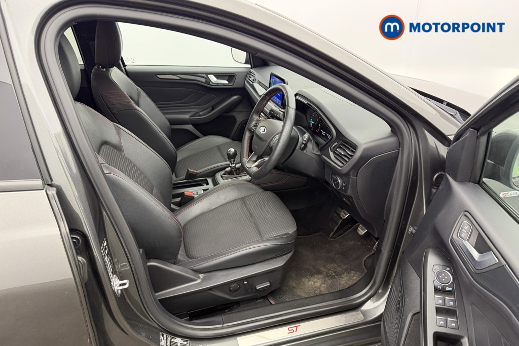 Ford Focus St-Line X Manual Diesel Hatchback - Stock Number (1610181) - 23rd supplementary image