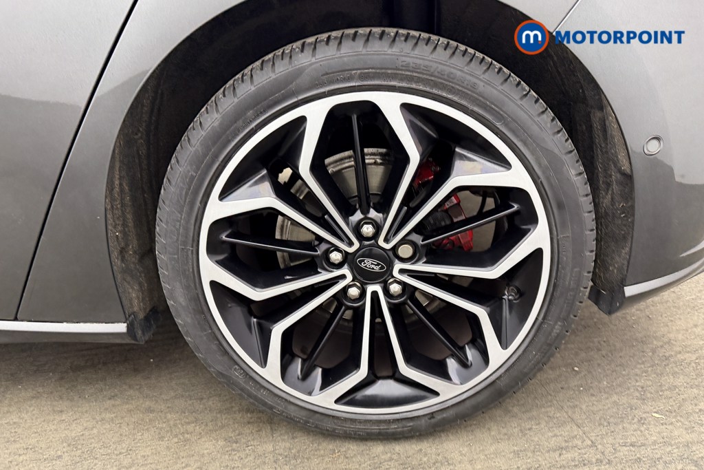 Ford Focus St-Line X Manual Diesel Hatchback - Stock Number (1610181) - 37th supplementary image