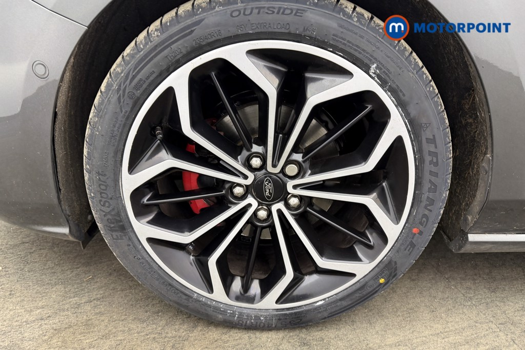 Ford Focus St-Line X Manual Diesel Hatchback - Stock Number (1610181) - 38th supplementary image