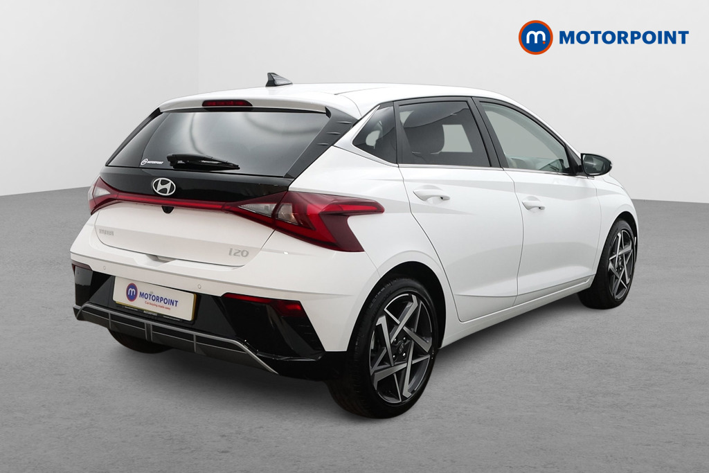 Hyundai I20 Premium Manual Petrol Hatchback - Stock Number (1610693) - Drivers side rear corner