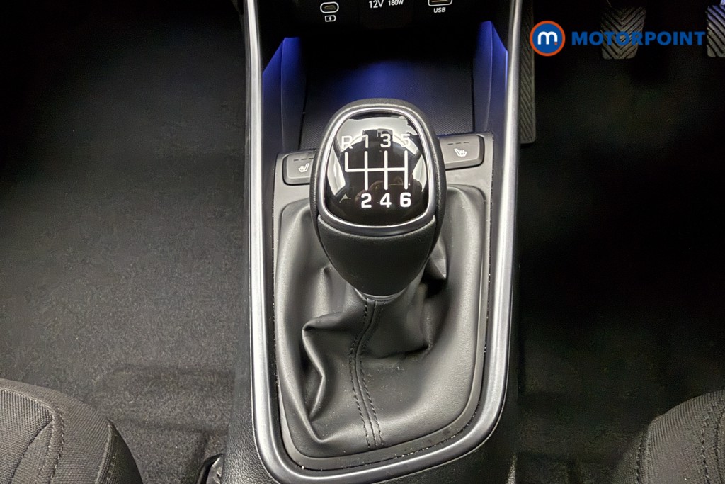 Hyundai I20 Premium Manual Petrol Hatchback - Stock Number (1610715) - 7th supplementary image