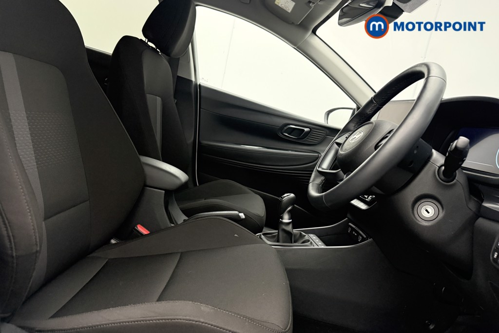 Hyundai I20 Premium Manual Petrol Hatchback - Stock Number (1610715) - 8th supplementary image