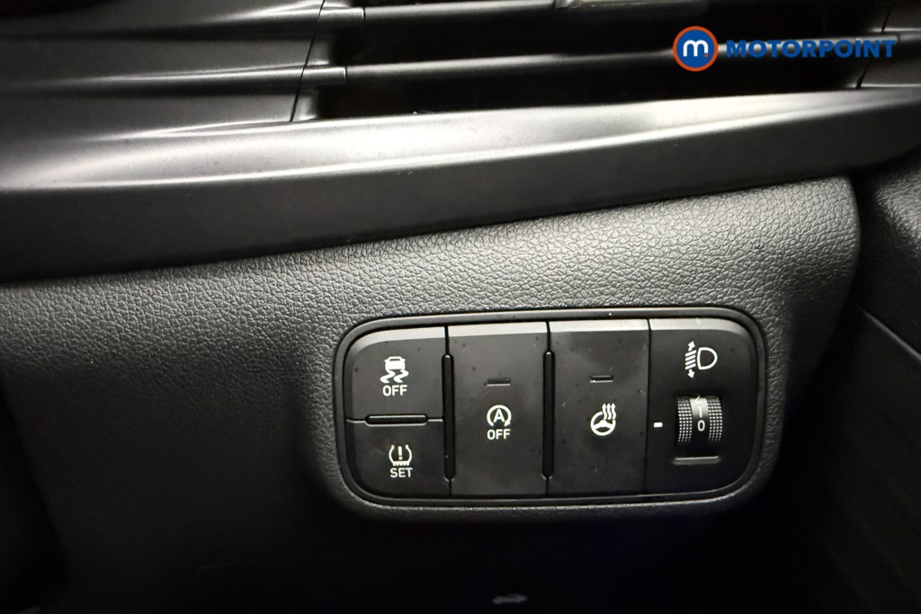 Hyundai I20 Premium Manual Petrol Hatchback - Stock Number (1610715) - 17th supplementary image