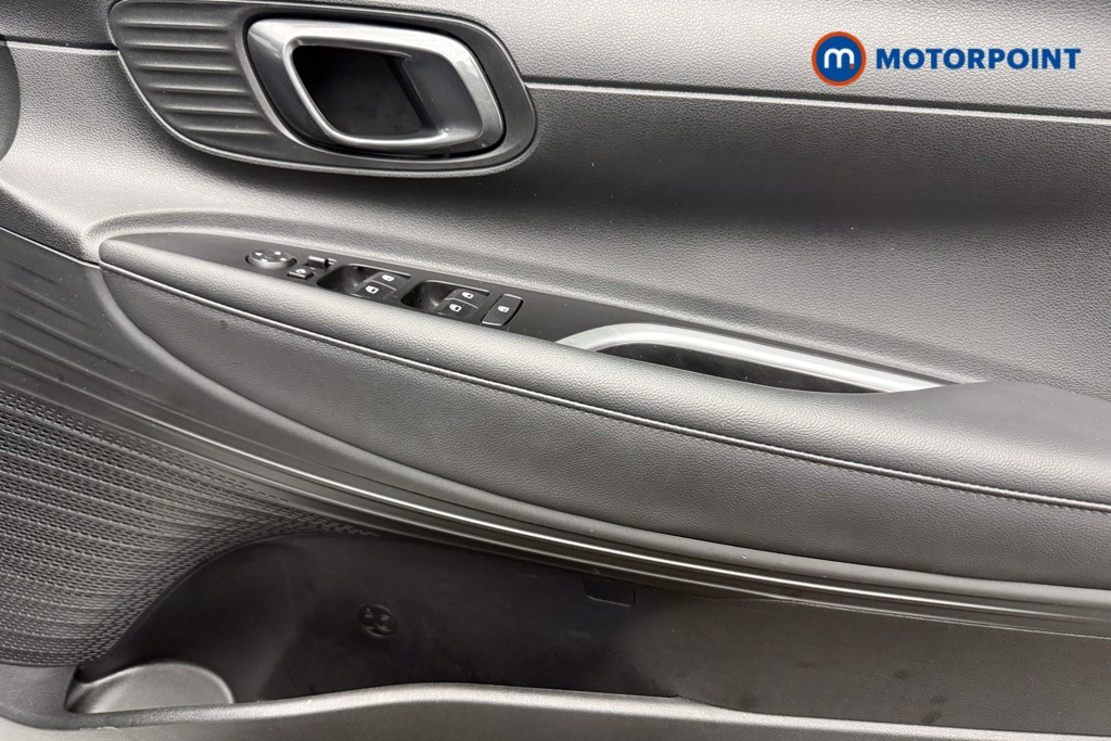 Hyundai I20 Premium Manual Petrol Hatchback - Stock Number (1610715) - 18th supplementary image