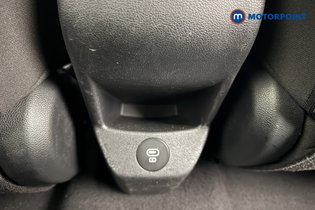 Hyundai I20 Premium Manual Petrol Hatchback - Stock Number (1610715) - 20th supplementary image