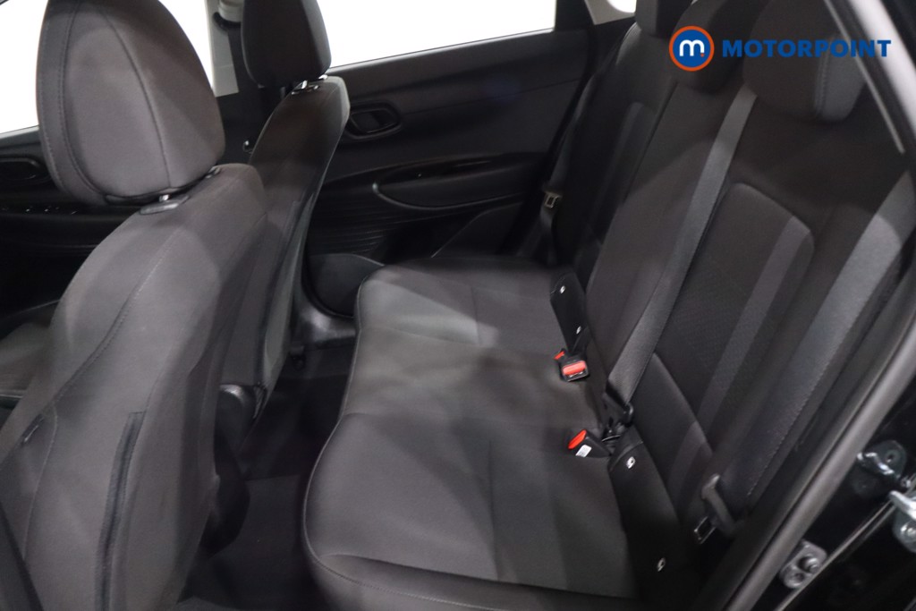 Hyundai I20 Advance Manual Petrol Hatchback - Stock Number (1610812) - 5th supplementary image