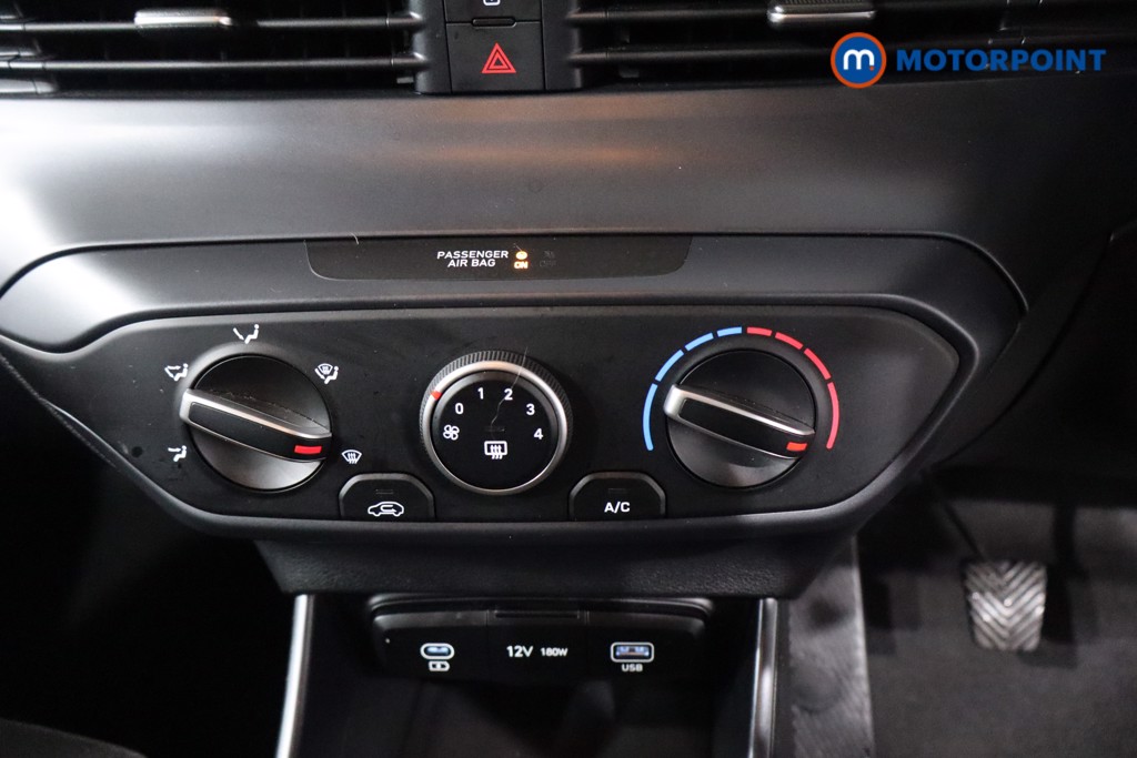 Hyundai I20 Advance Manual Petrol Hatchback - Stock Number (1610812) - 17th supplementary image