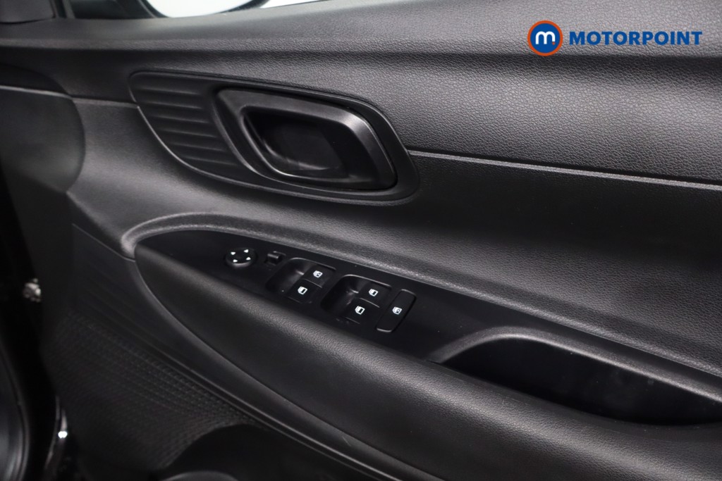 Hyundai I20 Advance Manual Petrol Hatchback - Stock Number (1610812) - 23rd supplementary image