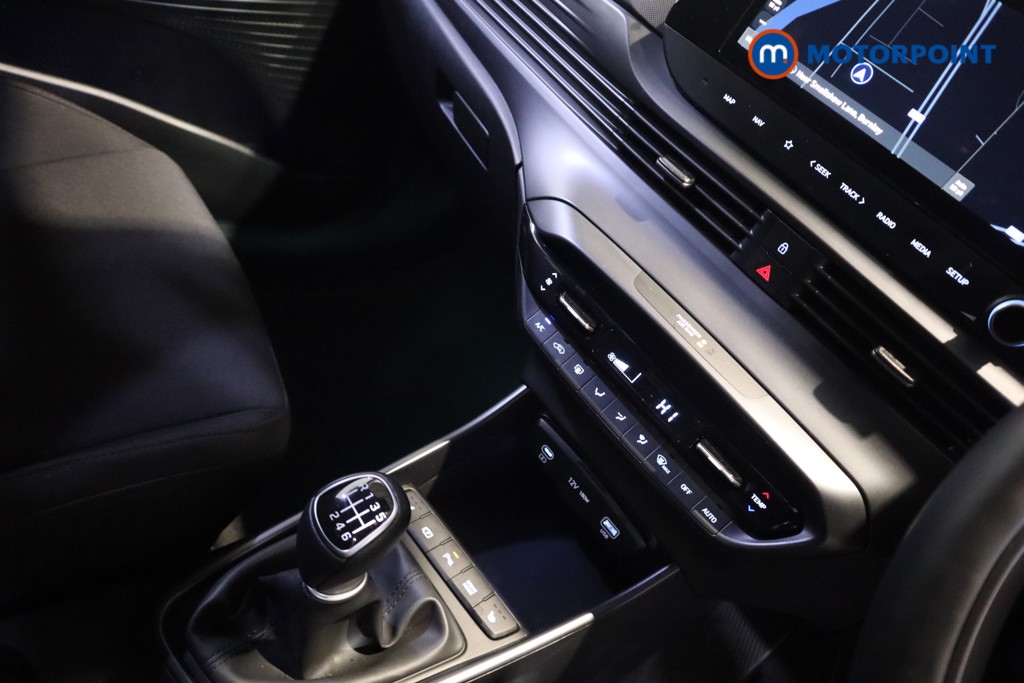Hyundai I20 Premium Manual Petrol Hatchback - Stock Number (1610817) - 7th supplementary image