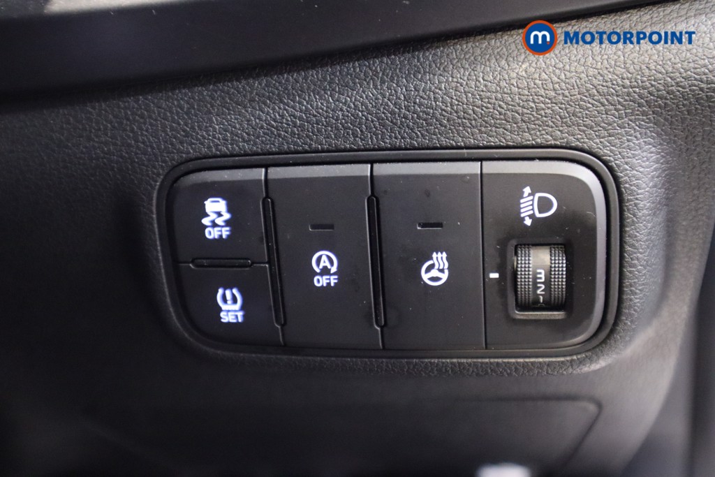 Hyundai I20 Premium Manual Petrol Hatchback - Stock Number (1610817) - 12th supplementary image