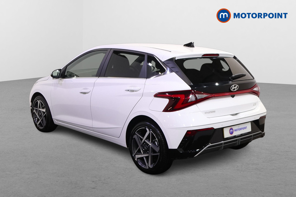 Hyundai I20 Premium Manual Petrol Hatchback - Stock Number (1610817) - Passenger side rear corner