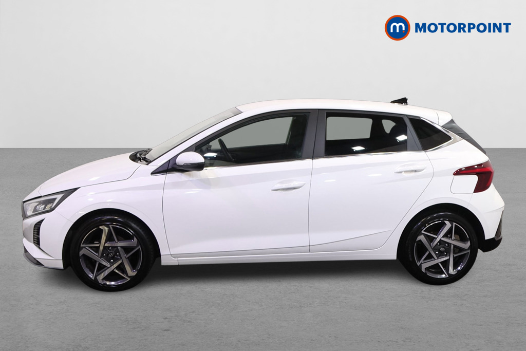 Hyundai I20 Premium Manual Petrol Hatchback - Stock Number (1610817) - Passenger side