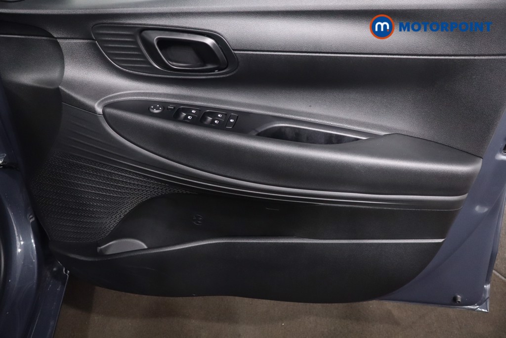 Hyundai I20 Advance Manual Petrol Hatchback - Stock Number (1610880) - 21st supplementary image