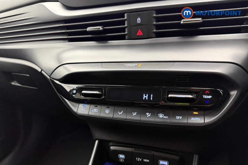 Hyundai I20 Premium Manual Petrol Hatchback - Stock Number (1610884) - 13th supplementary image