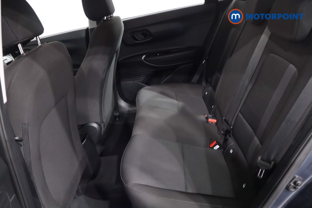 Hyundai I20 Advance Manual Petrol Hatchback - Stock Number (1610903) - 5th supplementary image