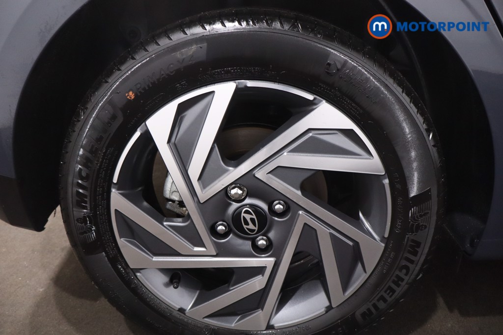 Hyundai I20 Advance Manual Petrol Hatchback - Stock Number (1610903) - 9th supplementary image