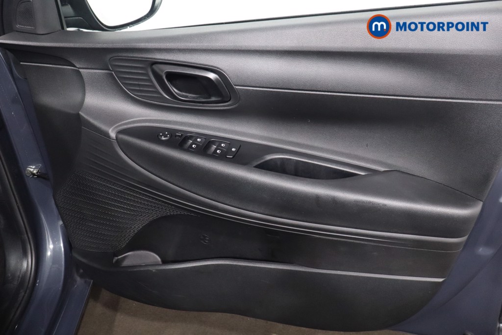 Hyundai I20 Advance Manual Petrol Hatchback - Stock Number (1610903) - 21st supplementary image