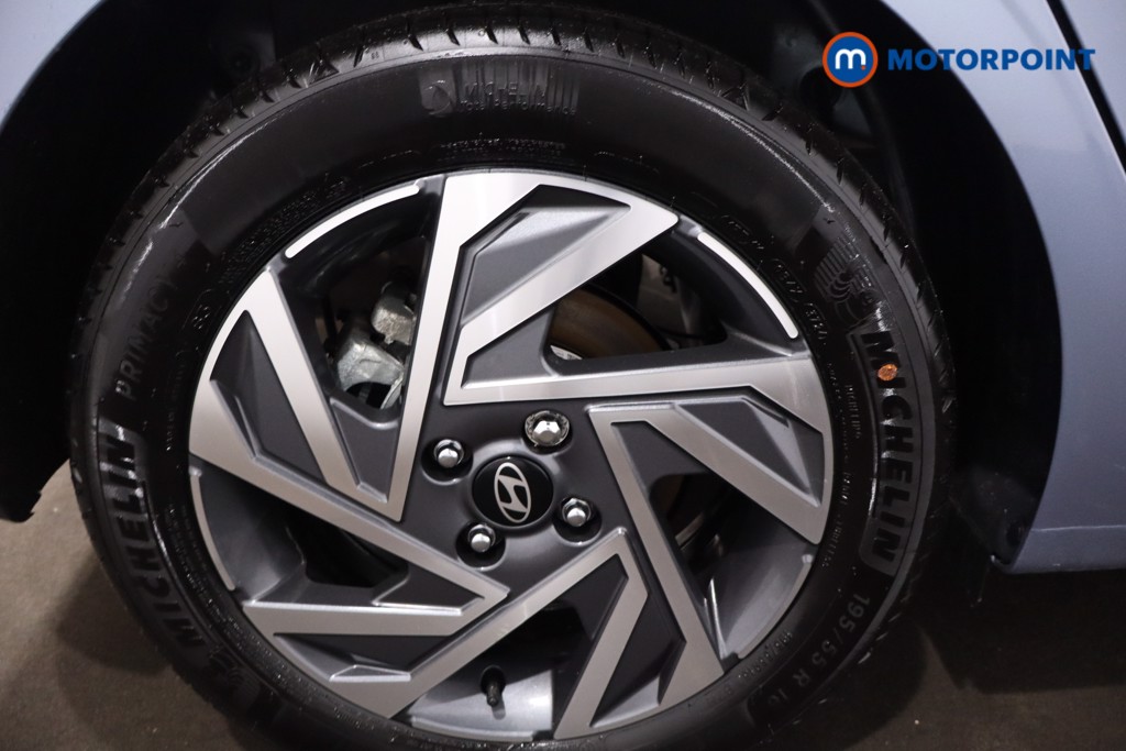 Hyundai I20 Advance Manual Petrol Hatchback - Stock Number (1610945) - 9th supplementary image