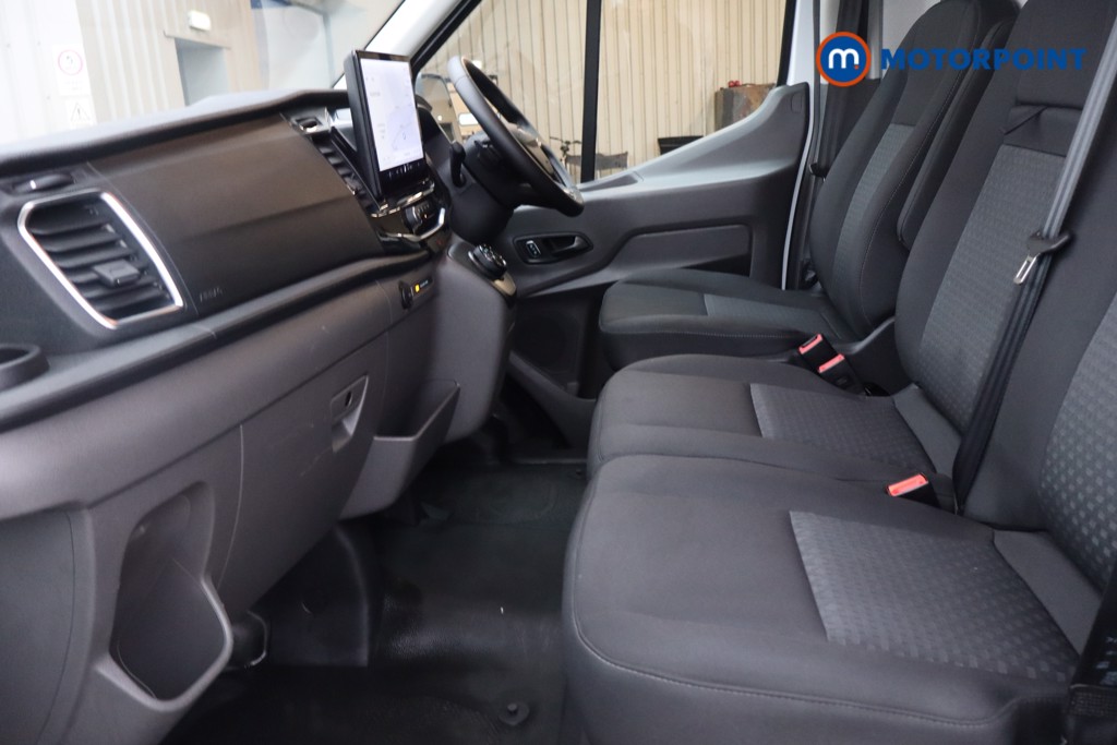 Ford Transit Limited Automatic Diesel Medium Roof Van - Stock Number (1611436) - 3rd supplementary image