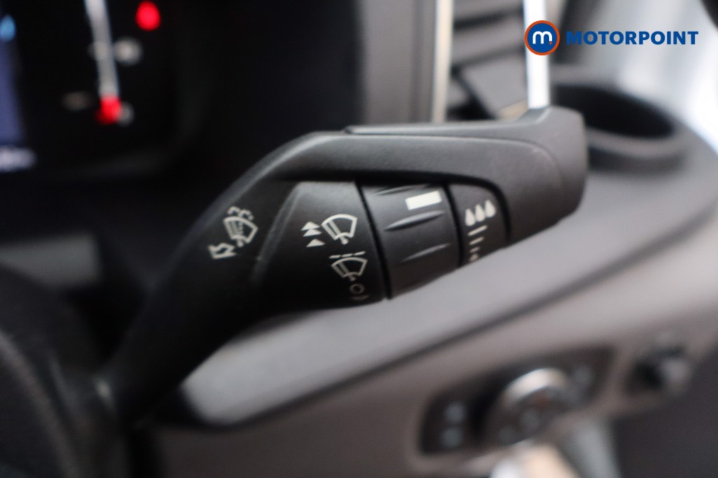 Ford Transit Limited Automatic Diesel Medium Roof Van - Stock Number (1611436) - 14th supplementary image