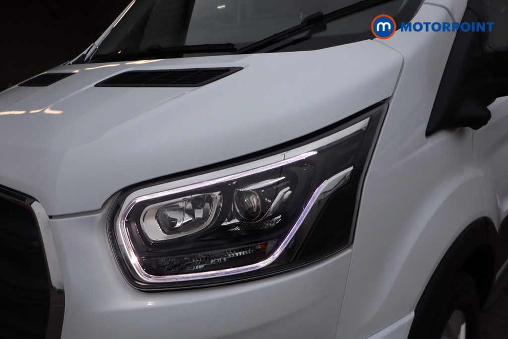 Ford Transit Limited Automatic Diesel Medium Roof Van - Stock Number (1611436) - 29th supplementary image