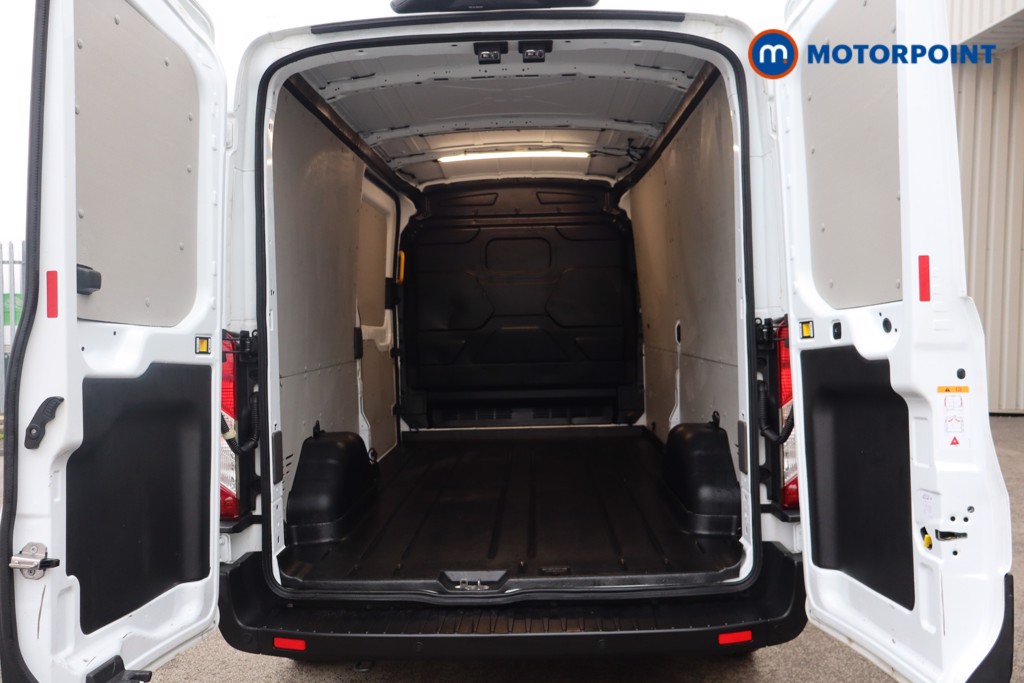 Ford Transit Limited Automatic Diesel Medium Roof Van - Stock Number (1611436) - 38th supplementary image