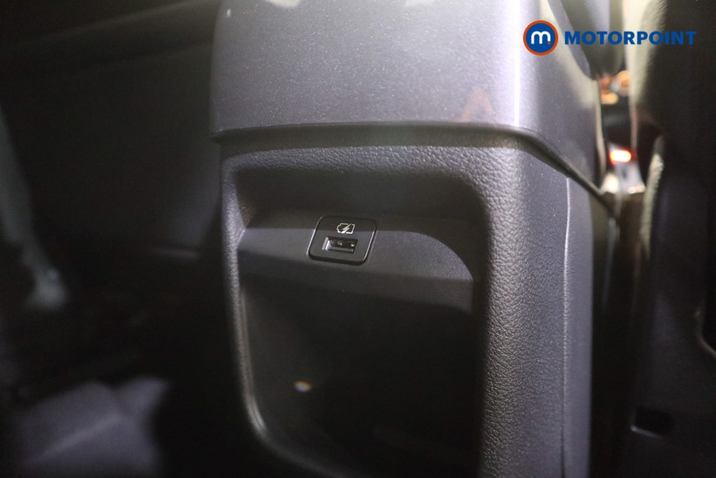 Nissan Juke Tekna Automatic Petrol SUV - Stock Number (1611538) - 19th supplementary image