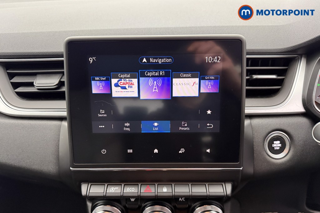Renault Captur Iconic Manual Petrol SUV - Stock Number (1611559) - 6th supplementary image