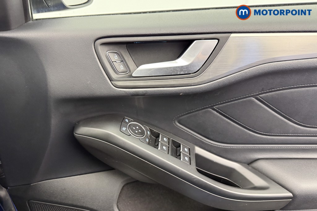 Ford Focus Titanium Automatic Diesel Estate - Stock Number (1611863) - 16th supplementary image