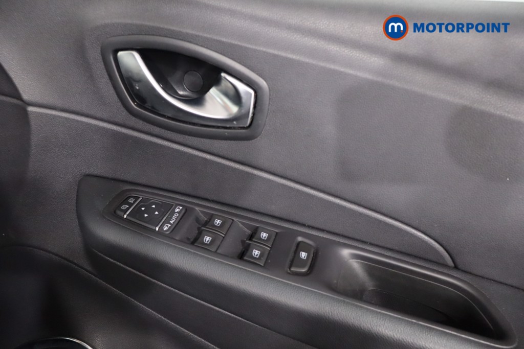 Renault Captur Iconic Automatic Diesel SUV - Stock Number (1611891) - 25th supplementary image