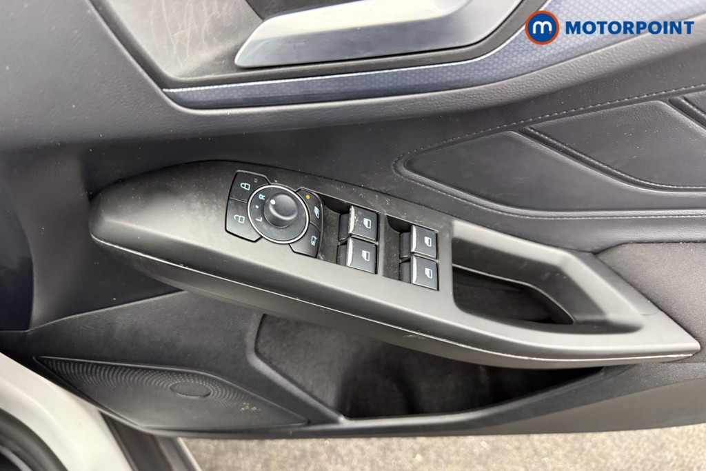Ford Focus Active X Automatic Petrol Hatchback - Stock Number (1611968) - 16th supplementary image