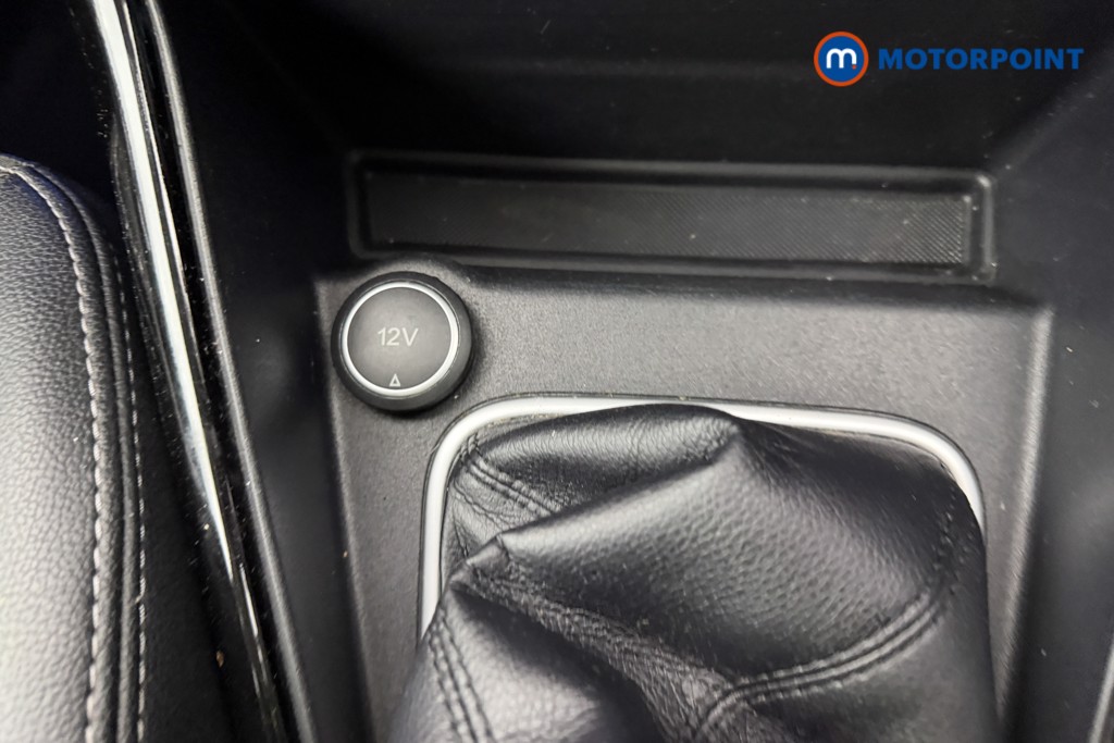 Ford Ecosport Titanium Manual Petrol SUV - Stock Number (1612485) - 12th supplementary image