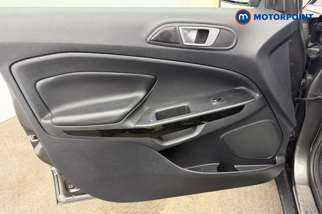 Ford Ecosport Titanium Manual Petrol SUV - Stock Number (1612485) - 32nd supplementary image