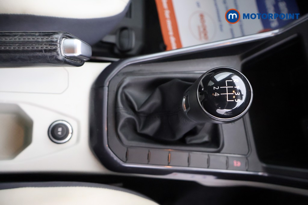 Volkswagen Polo Beats Manual Petrol Hatchback - Stock Number (1612581) - 9th supplementary image