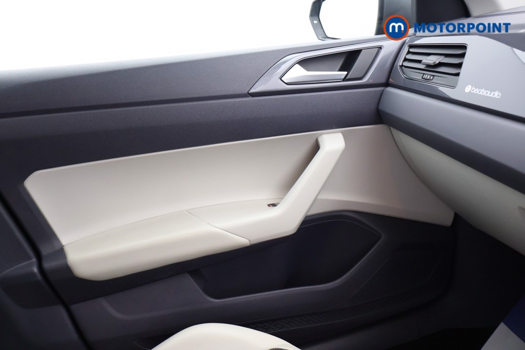 Volkswagen Polo Beats Manual Petrol Hatchback - Stock Number (1612581) - 11th supplementary image