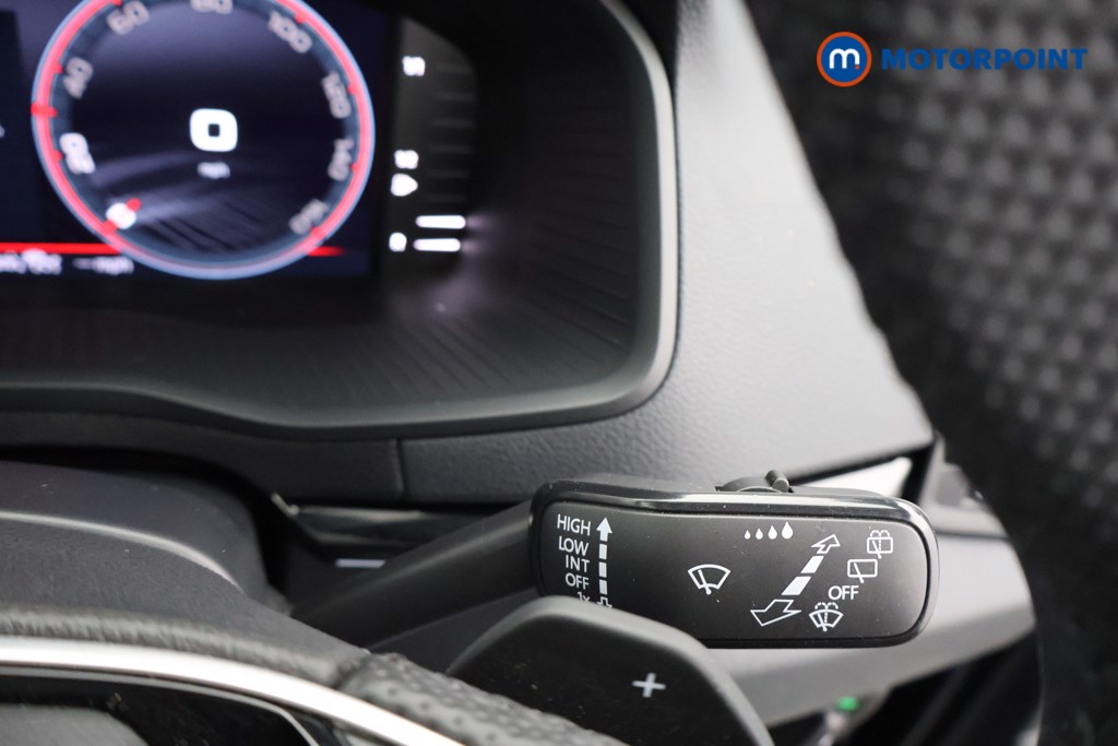 Skoda Karoq Sportline Edition Automatic Petrol SUV - Stock Number (1612821) - 6th supplementary image