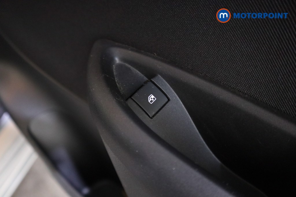 Vauxhall Astra Sri Nav Manual Petrol Hatchback - Stock Number (1612845) - 17th supplementary image