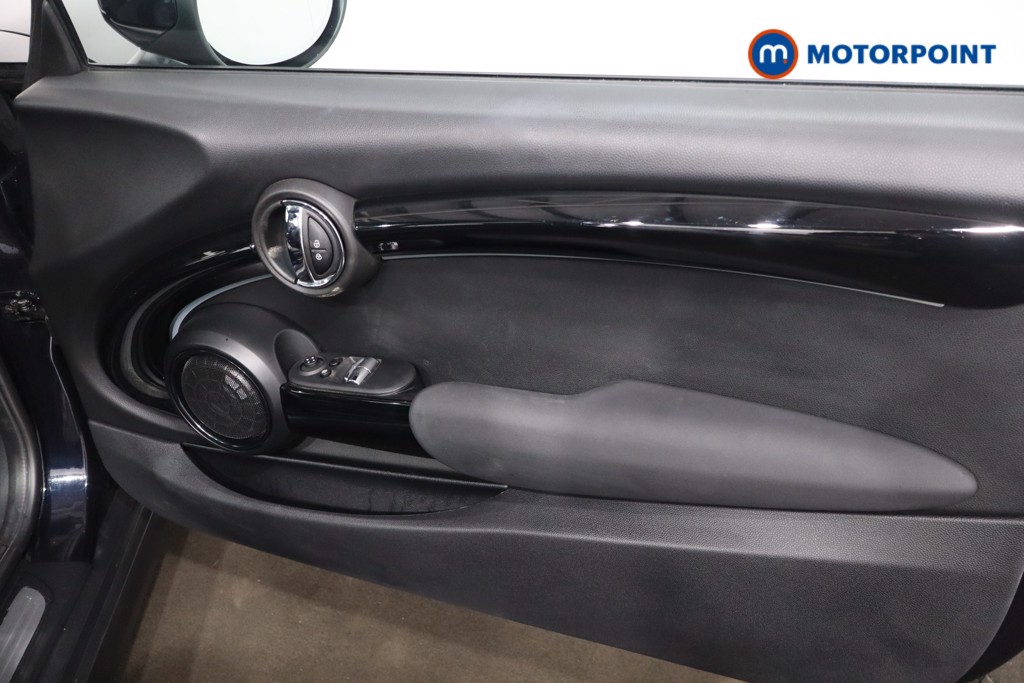 Mini Hatchback Cooper S Level 3 Automatic Electric Hatchback - Stock Number (1613151) - 24th supplementary image