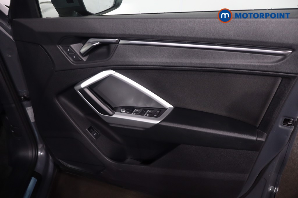 Audi Q3 Sport Manual Petrol SUV - Stock Number (1613179) - 26th supplementary image