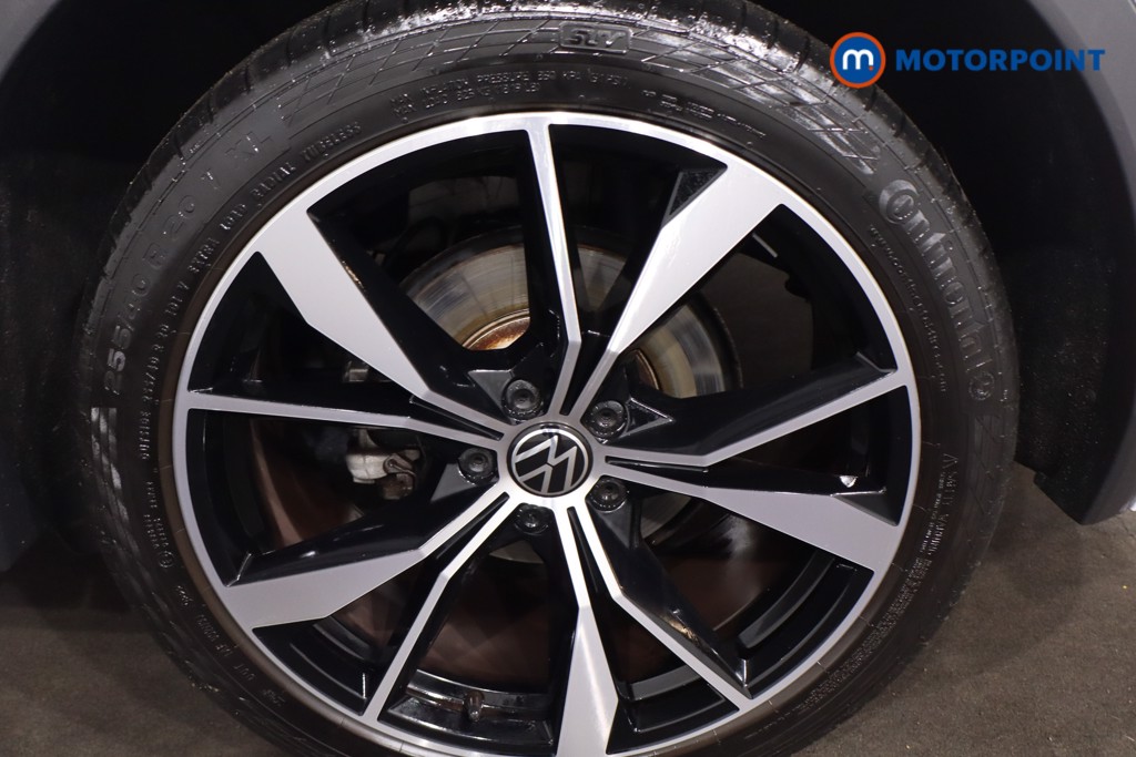 Volkswagen Tiguan R-Line Automatic Petrol SUV - Stock Number (1613238) - 12th supplementary image